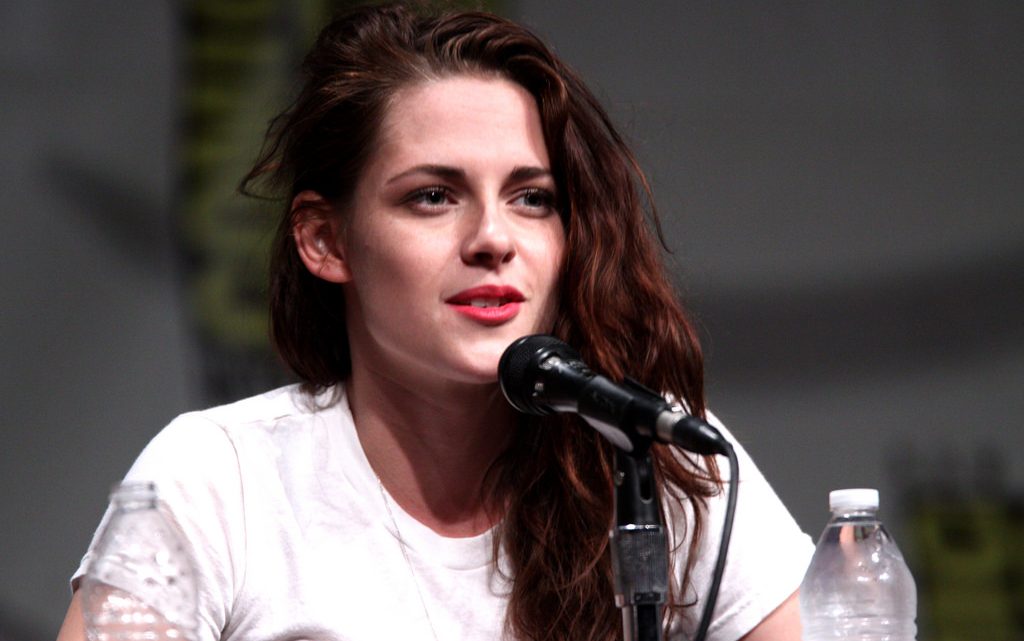 Kristen Stewart Youre Not Confused If Youre Bisexual Star Observer 