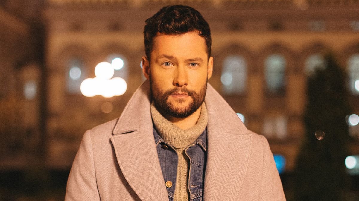 ‘It can feel very lonely being gay’: pop star Calum Scott
