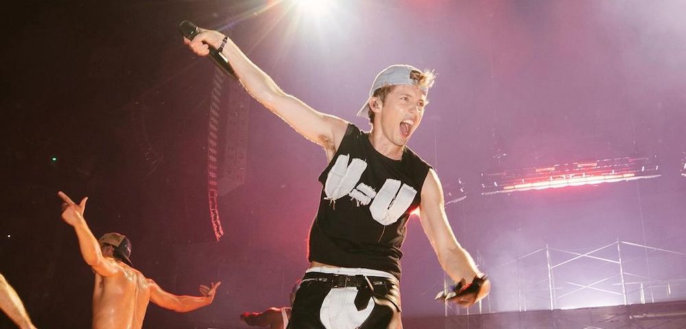 The Iconic U=U Shirt Troye Sivan Wore On Stage Is Being Auctioned Off For Charity