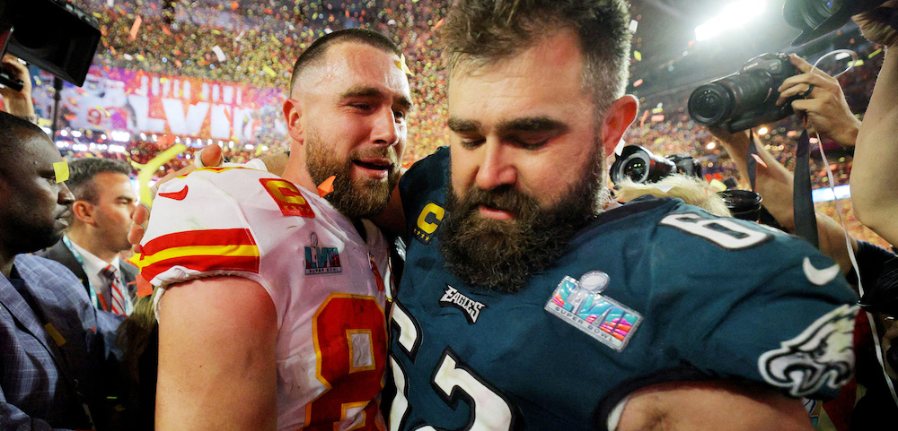 Jason Kelce Smashes Fan’s Phone After He Calls Brother The F Slur For Dating Taylor Swift